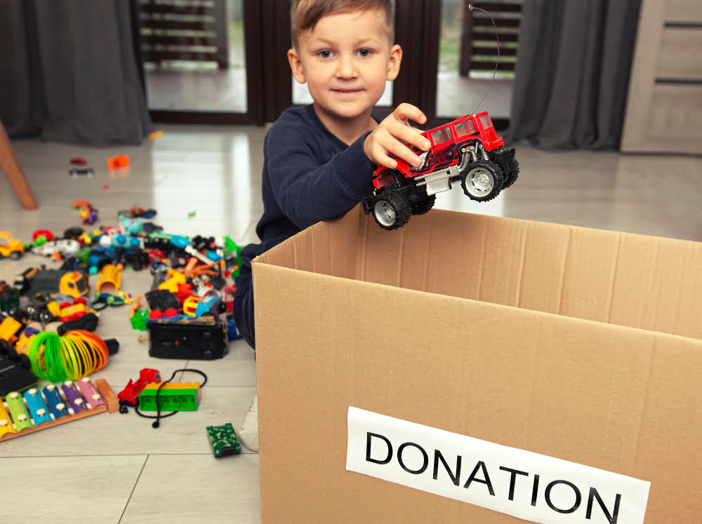 kid donate toys